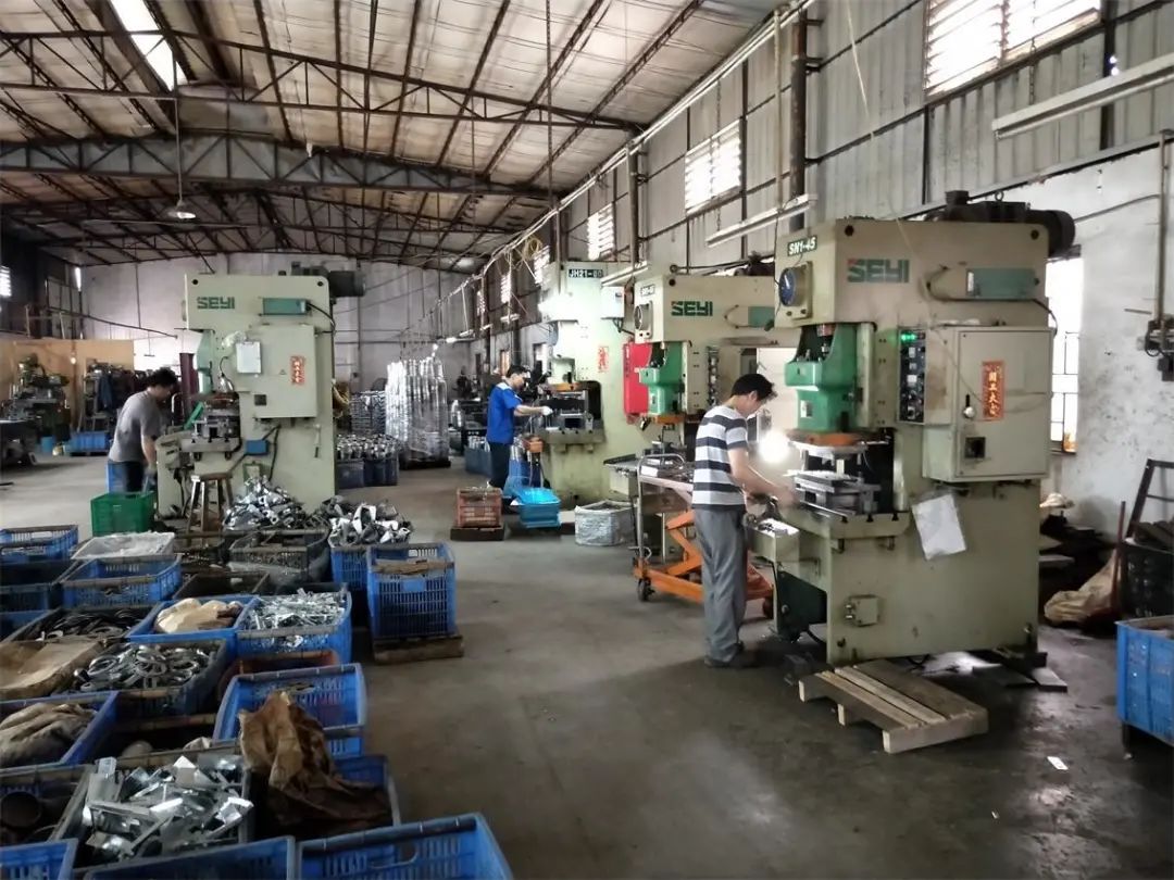 五金加工廠有機(jī)廢氣異味控制，Dejing的凈?除臭劑如何做到？
