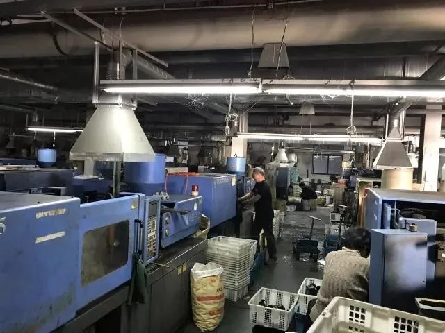 Dejing的凈??制鞋廠除臭劑，治理揮發(fā)性有機化合物(VOC)廢氣.jpg